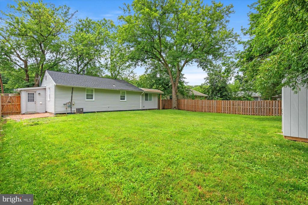 3908 ELMWOOD DRIVE