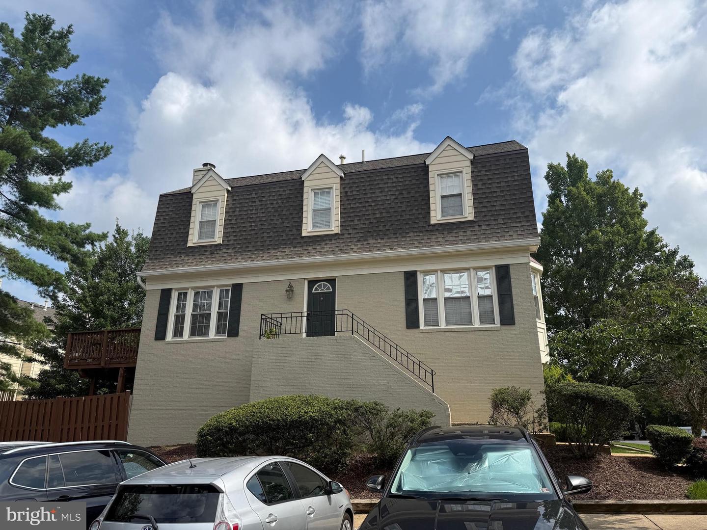 2006 GALLOWS TREE LN