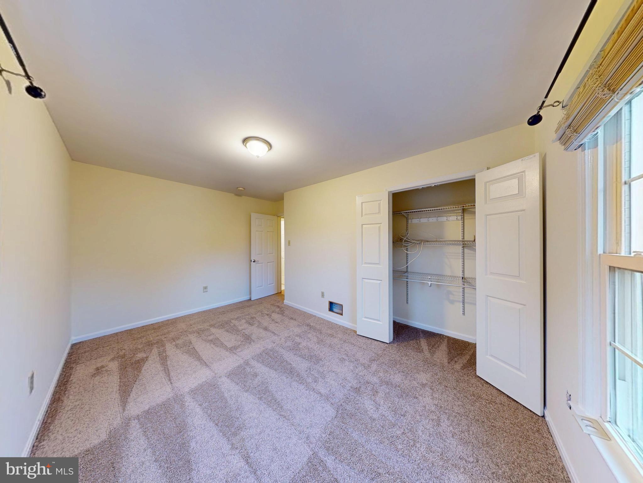 2006 GALLOWS TREE LN