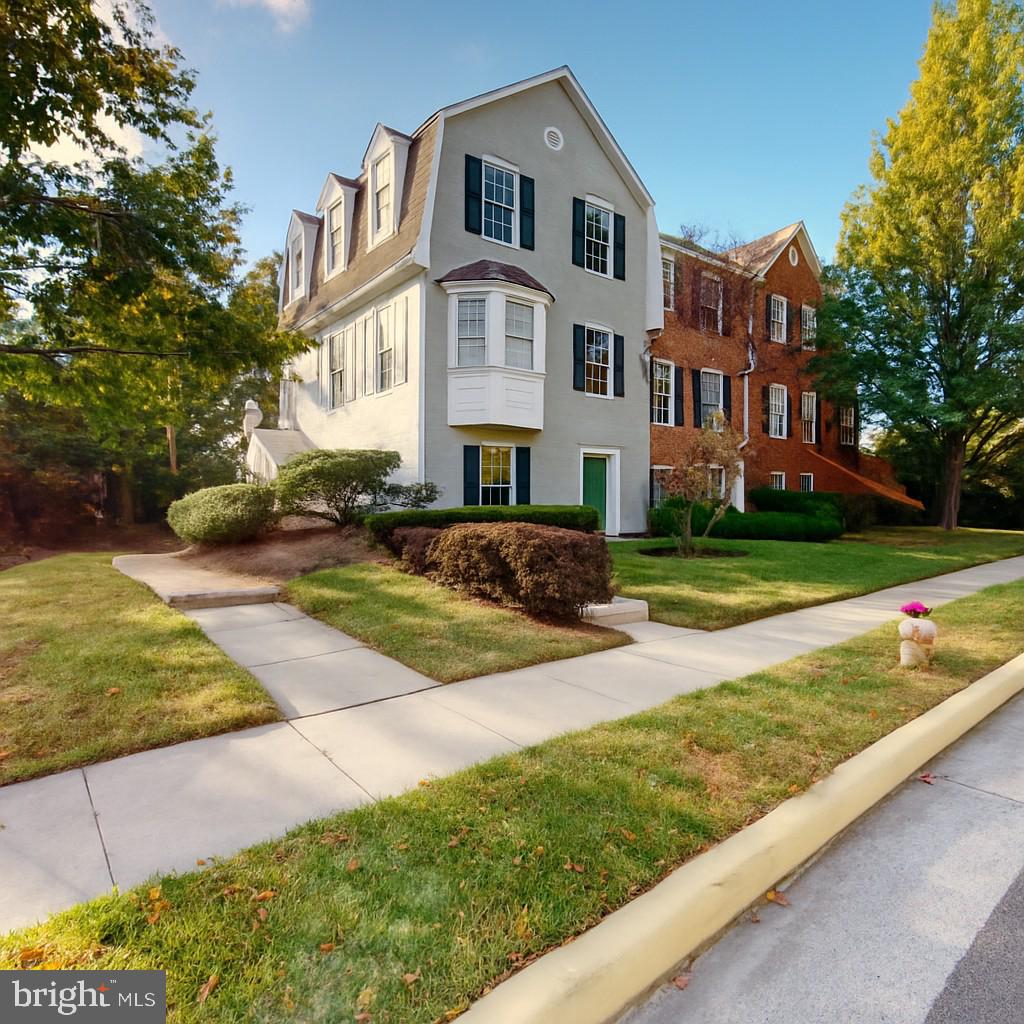 2006 GALLOWS TREE LN