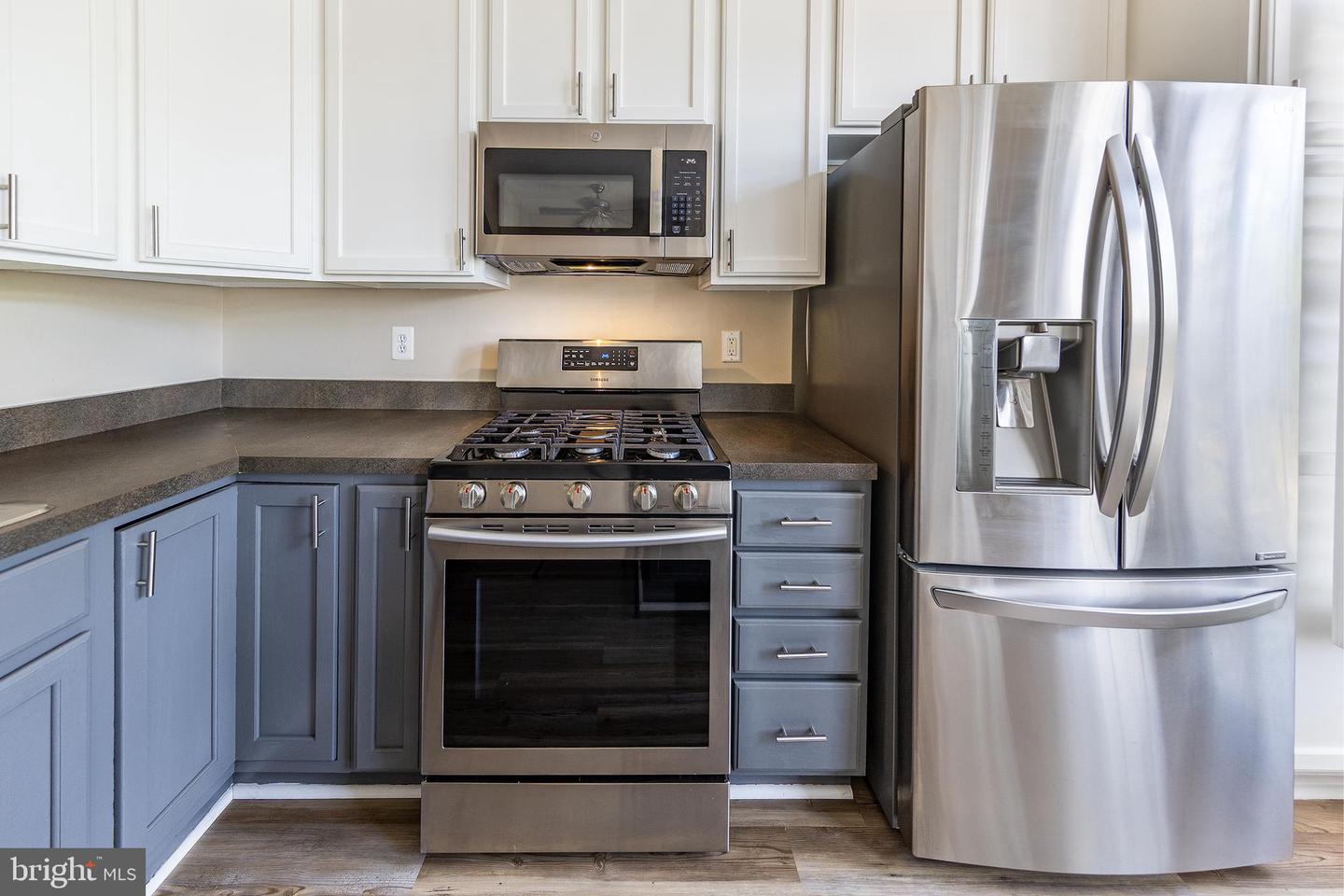 2977 Huntington Grove Sq