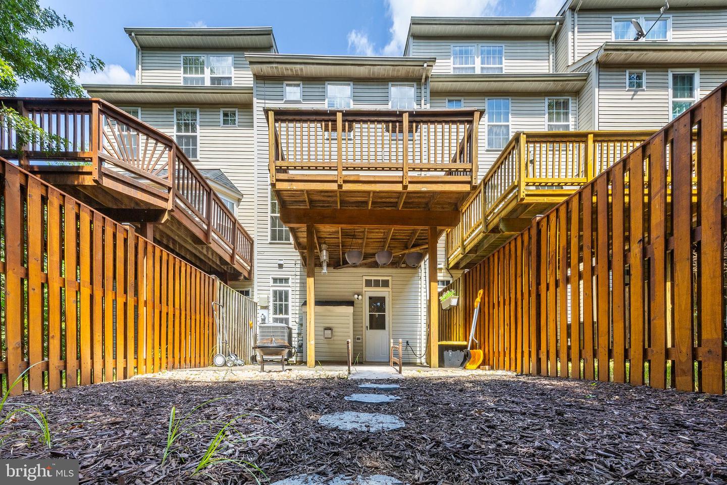 2977 Huntington Grove Sq