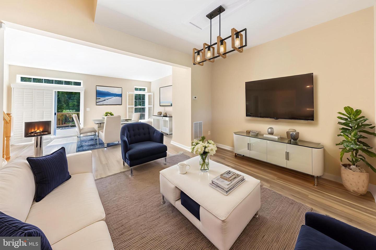 2977 Huntington Grove Sq