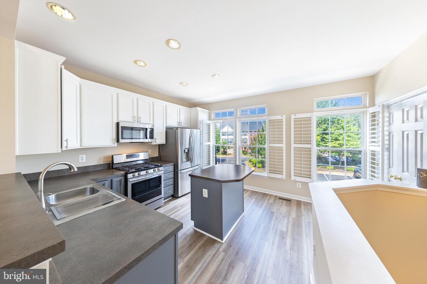 2977 Huntington Grove Sq