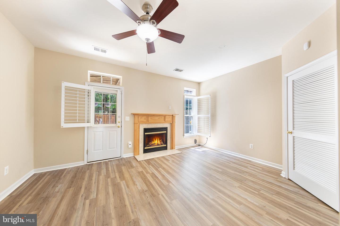 2977 Huntington Grove Sq