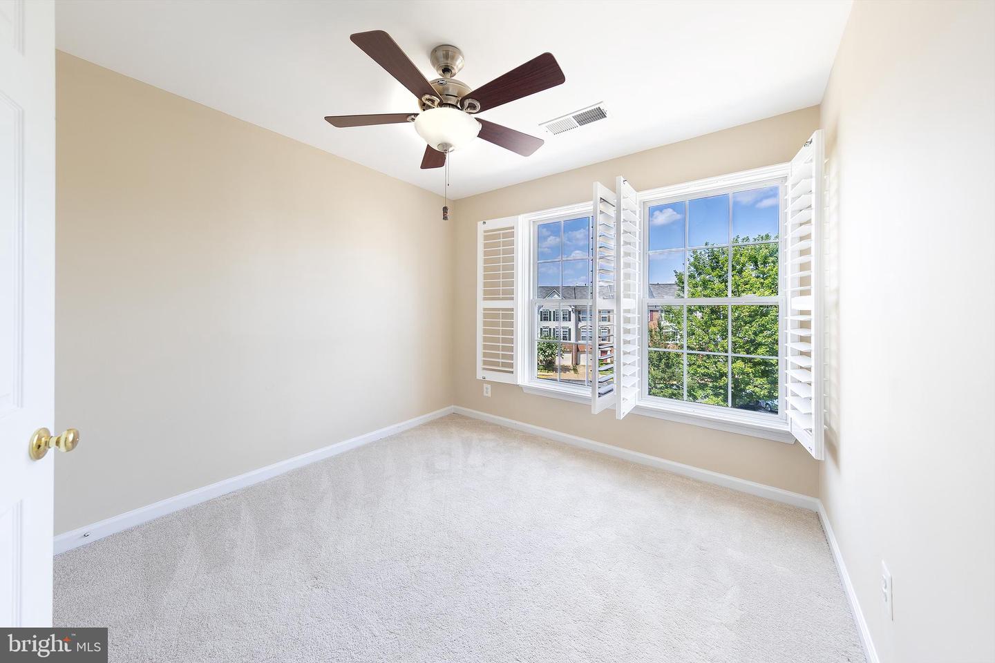 2977 Huntington Grove Sq