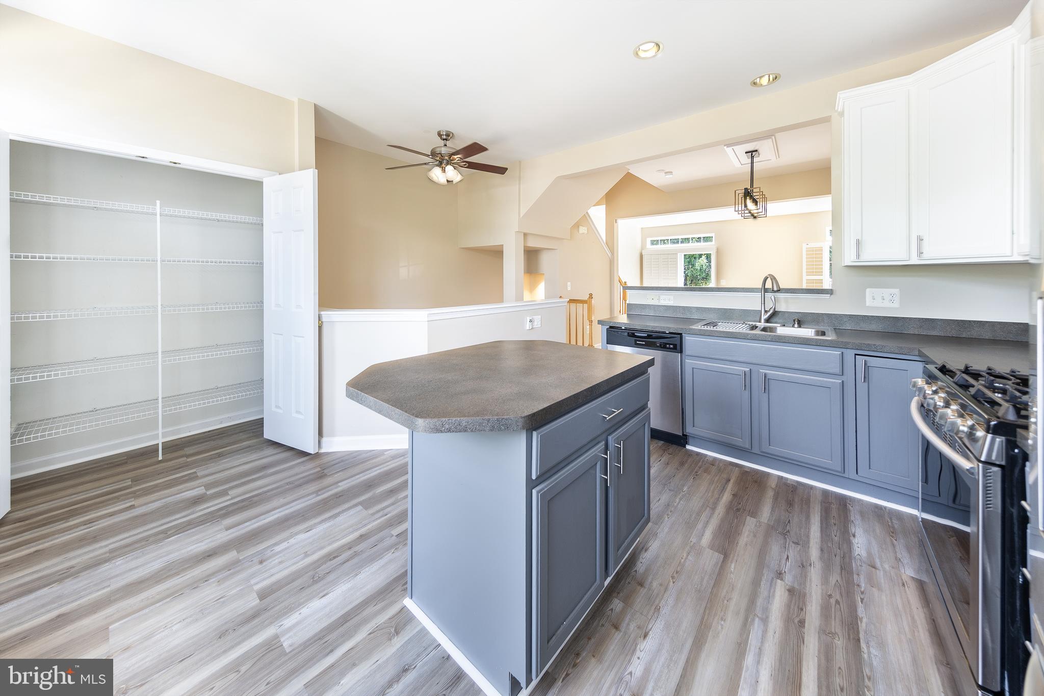 2977 Huntington Grove Sq
