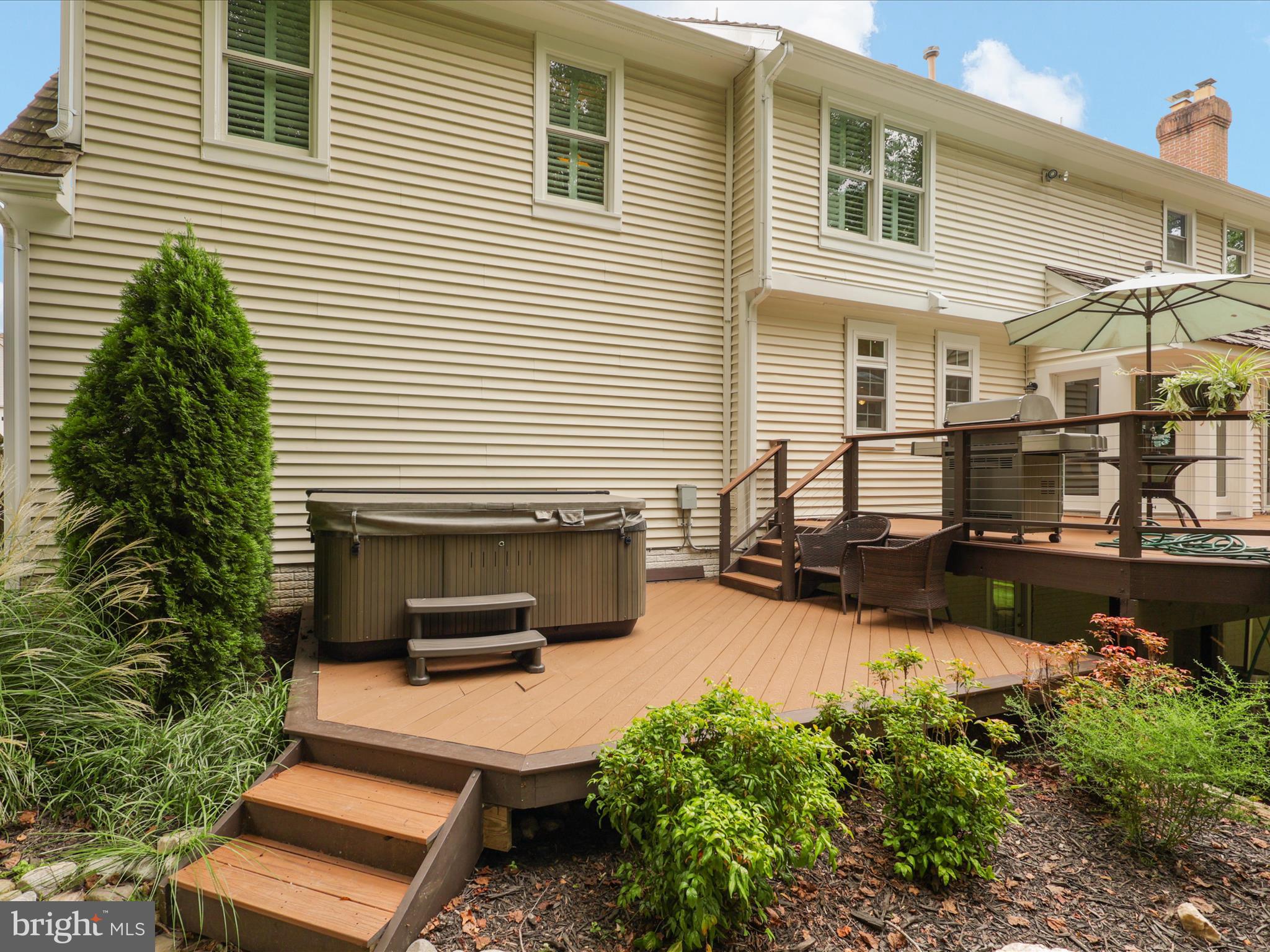 10809 FIELDWOOD DRIVE