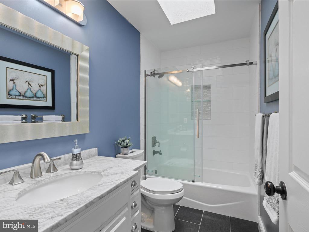 10809 FIELDWOOD DRIVE