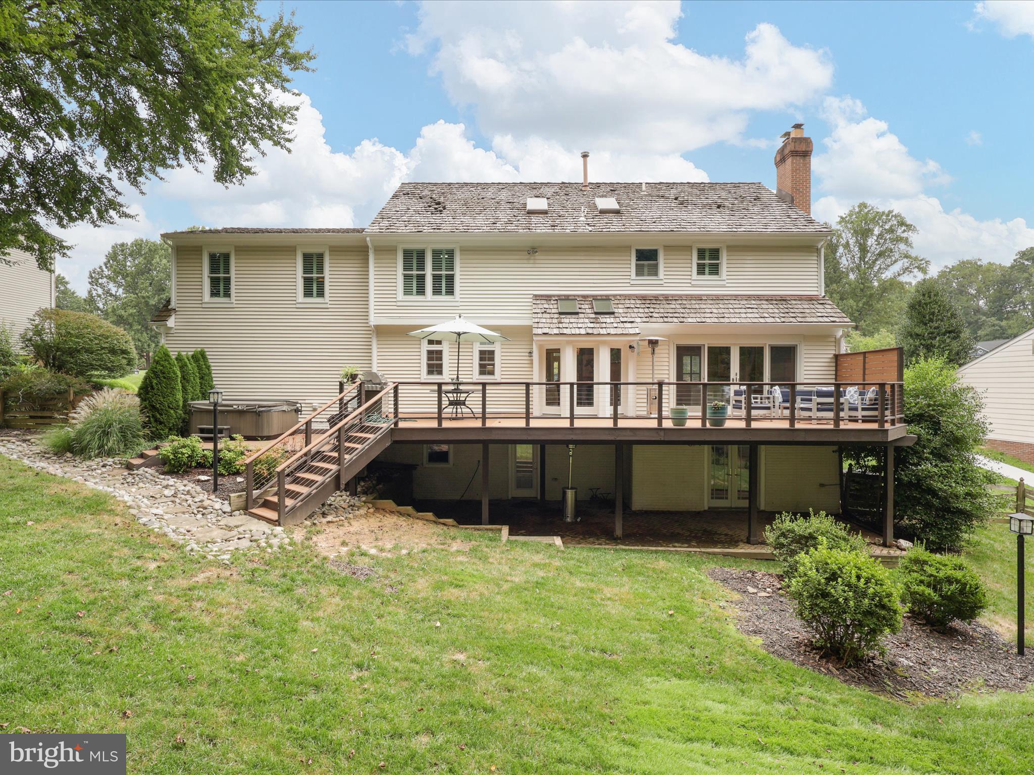 10809 FIELDWOOD DRIVE