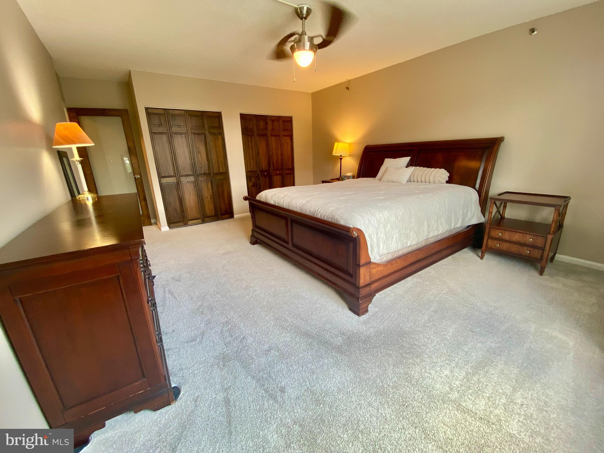 3713 S GEORGE MASON DRIVE 407W