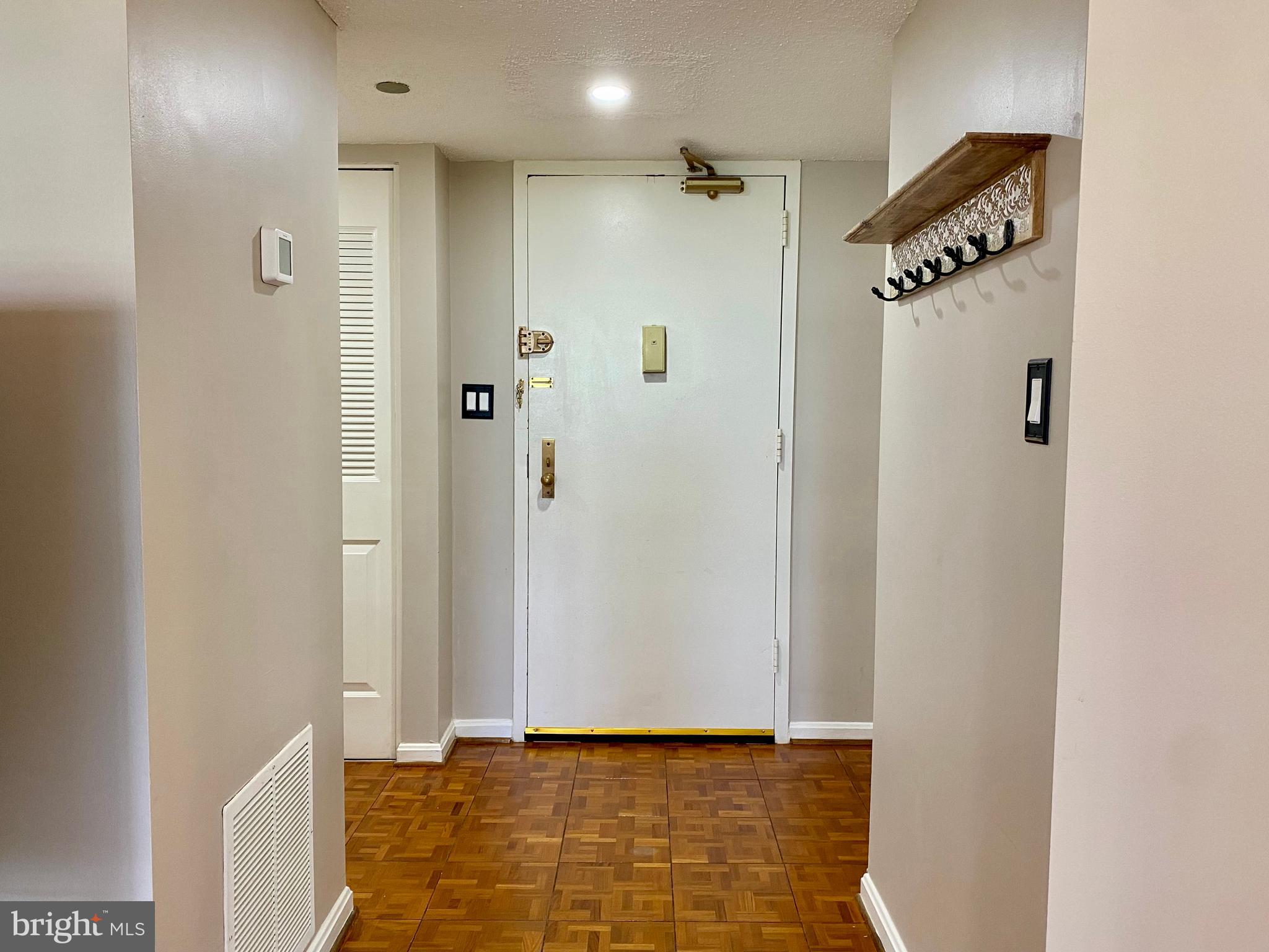 3713 S GEORGE MASON DRIVE 407W