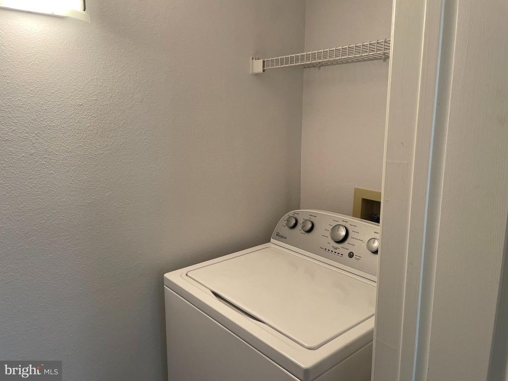1540 LINCOLN WAY #202