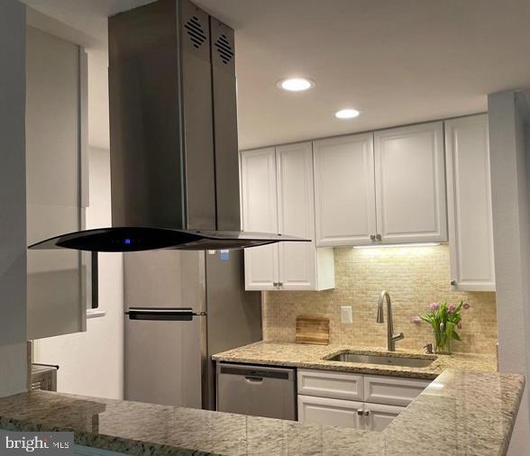 1540 LINCOLN WAY #202