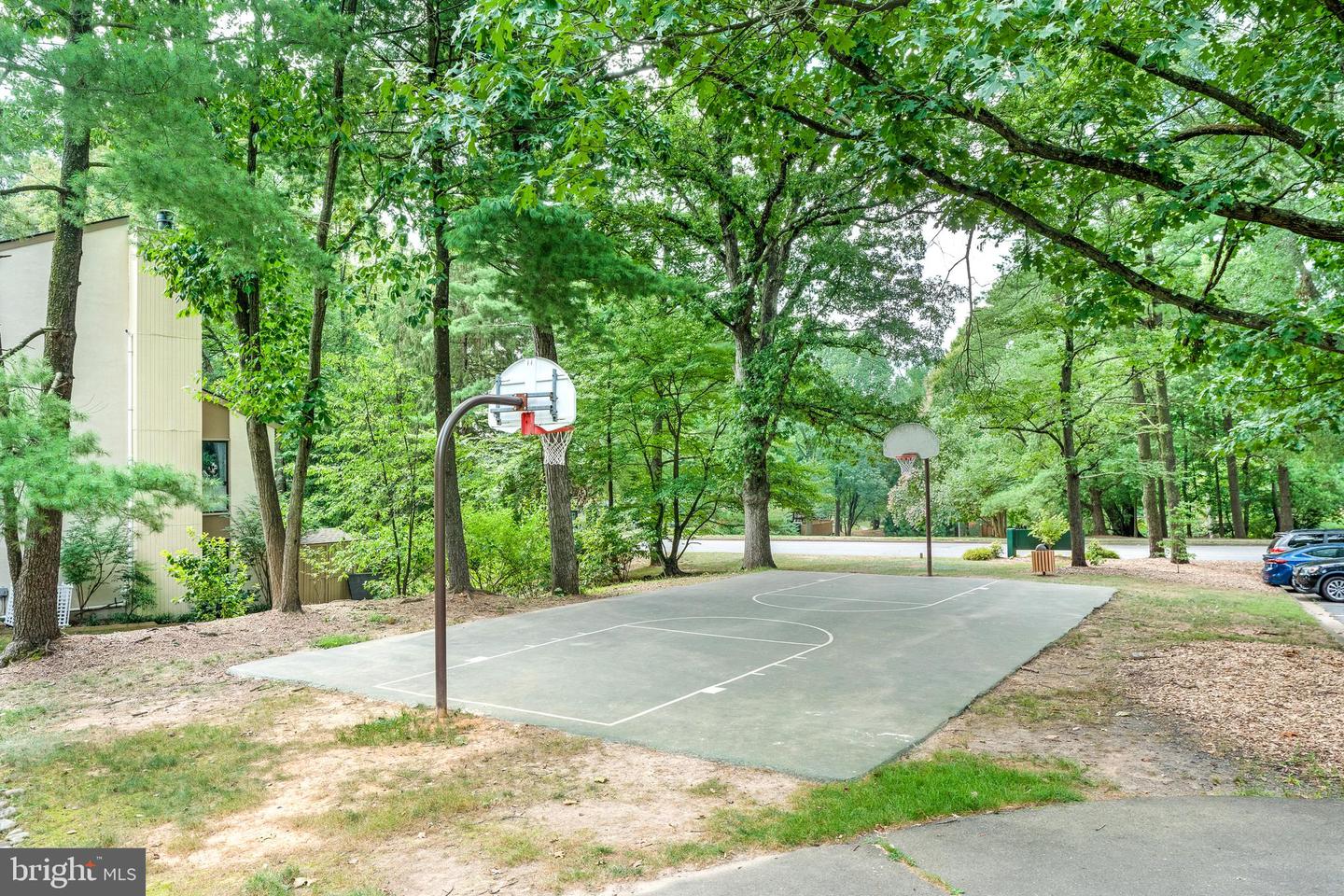 11637 Newbridge Ct