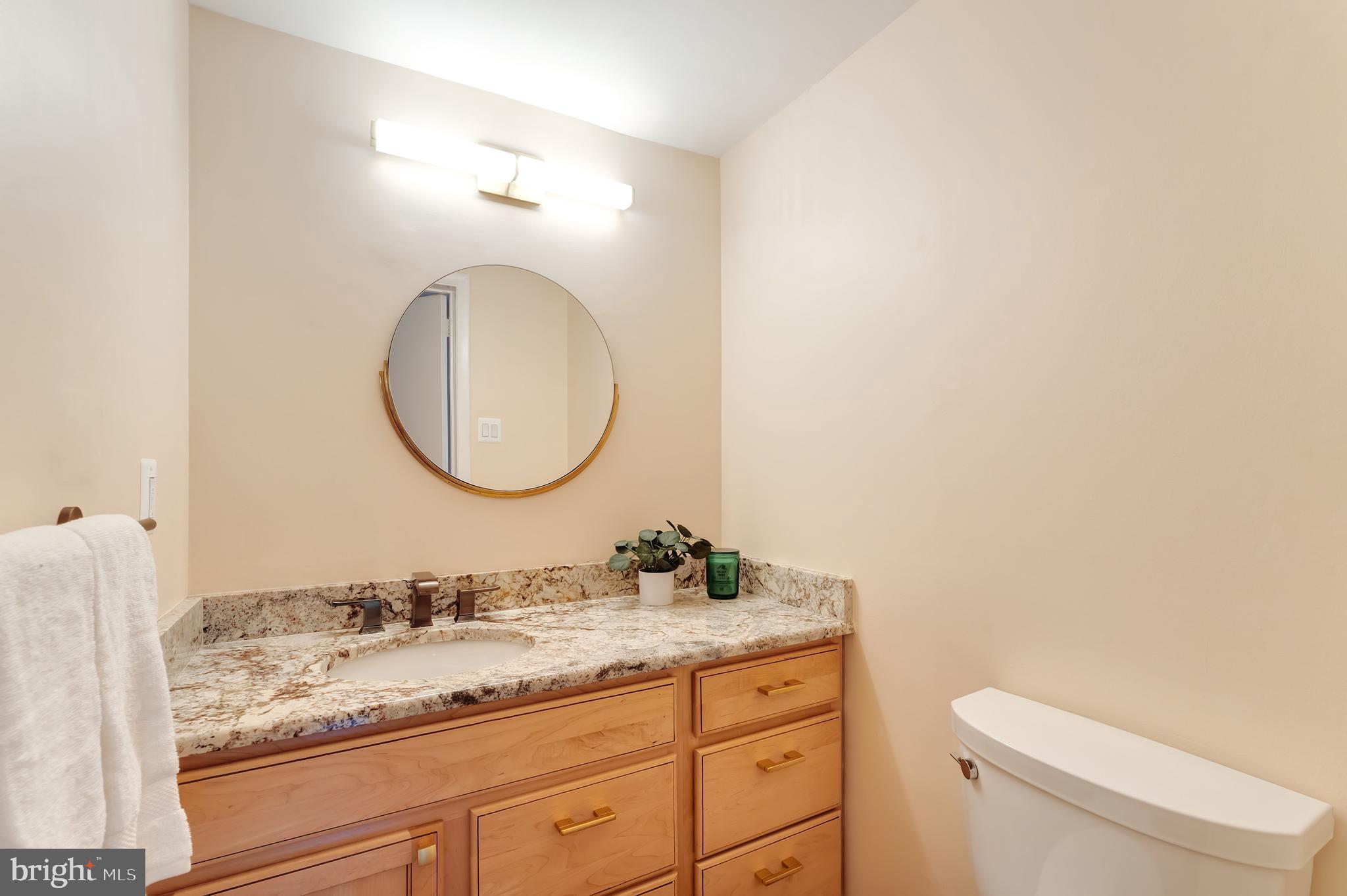 11637 Newbridge Ct