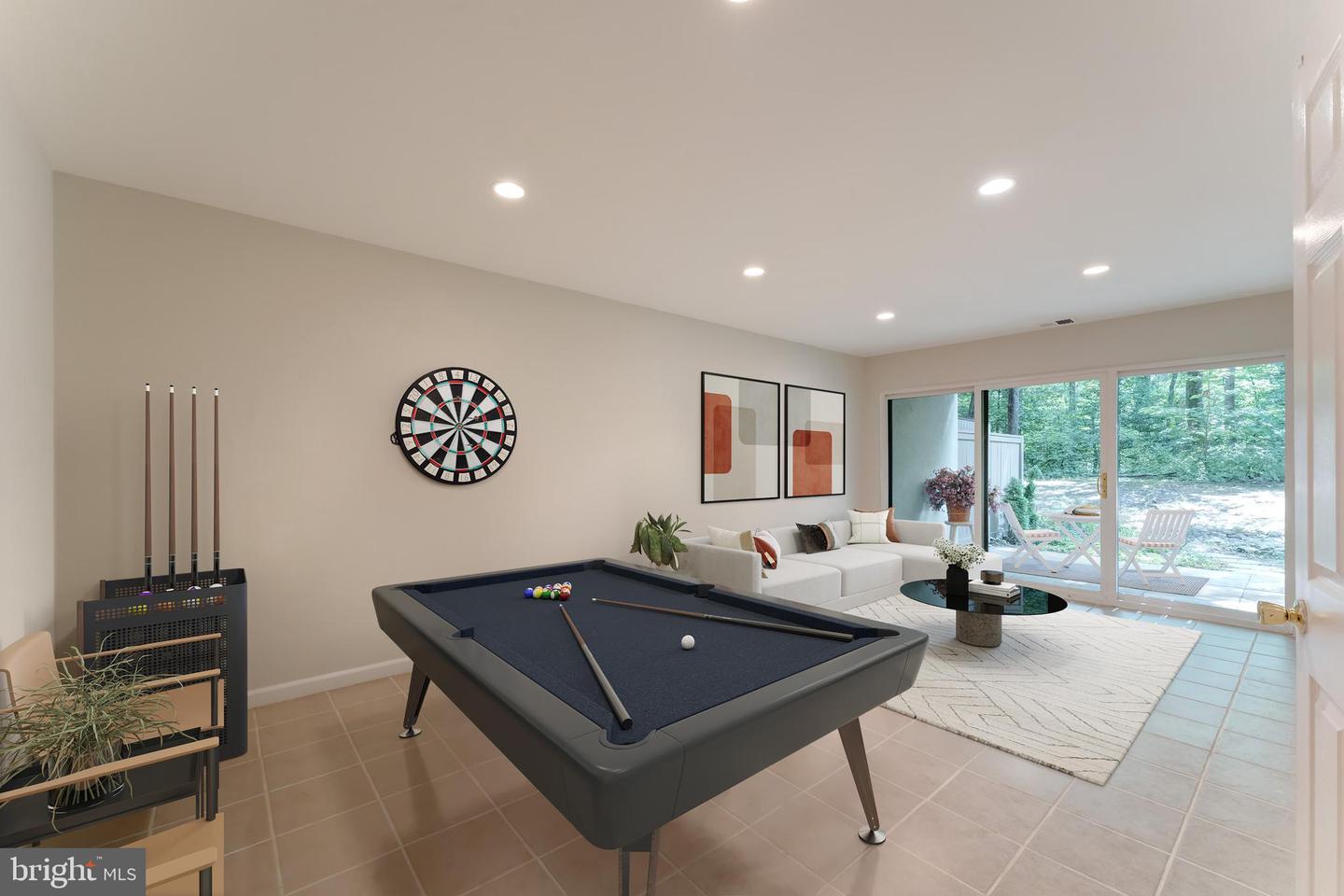 11637 Newbridge Ct