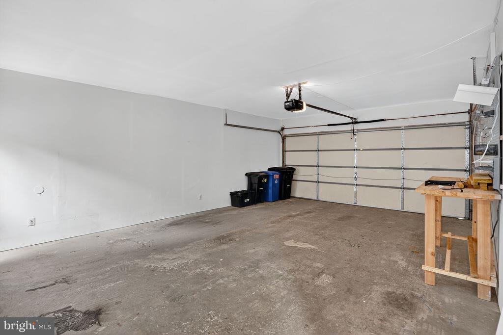 8763 COLD PLAIN COURT
