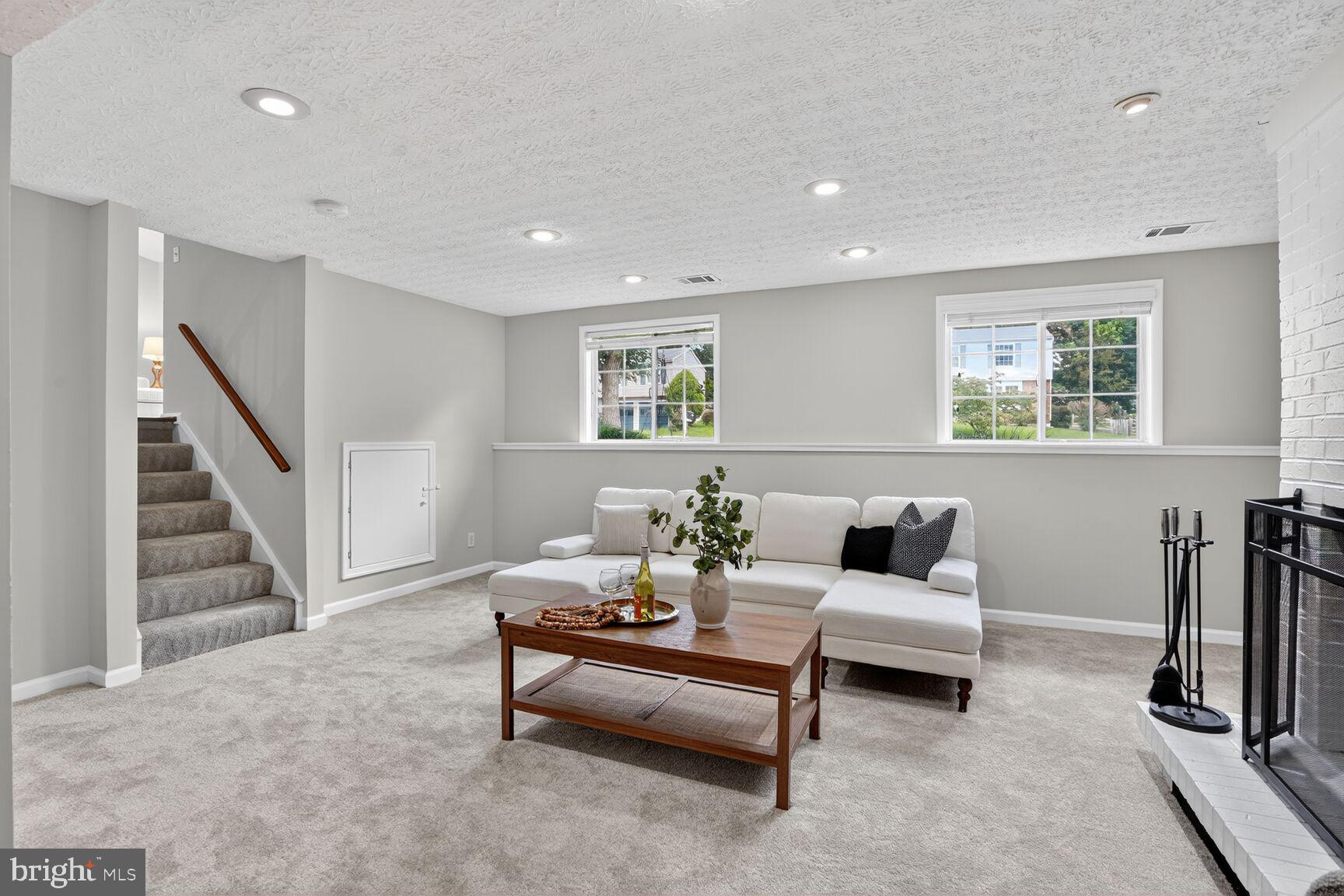 8763 COLD PLAIN COURT