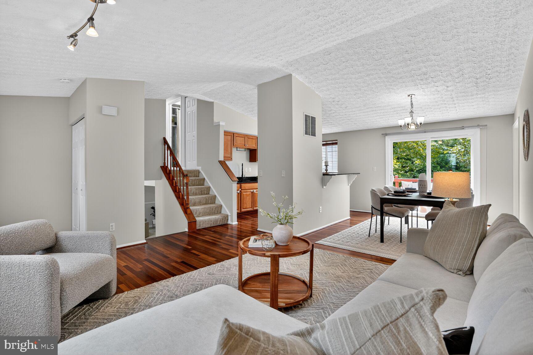 8763 COLD PLAIN COURT
