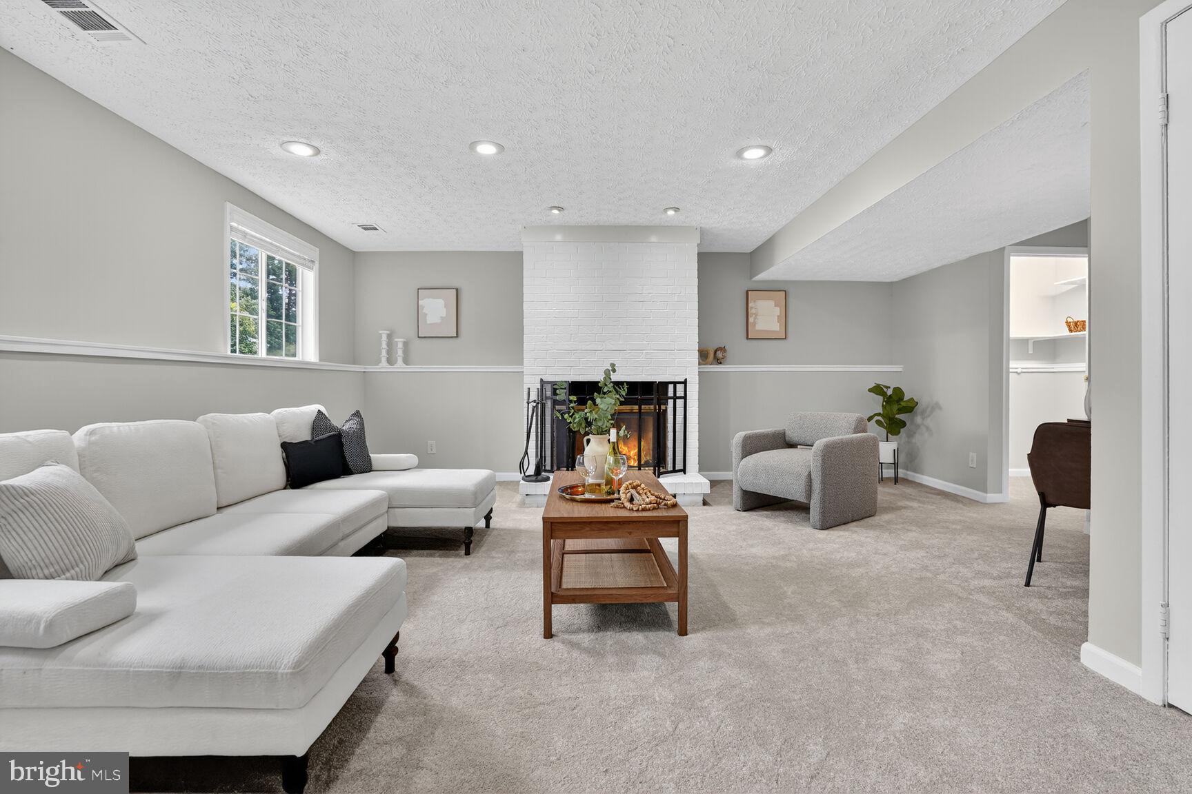 8763 COLD PLAIN COURT