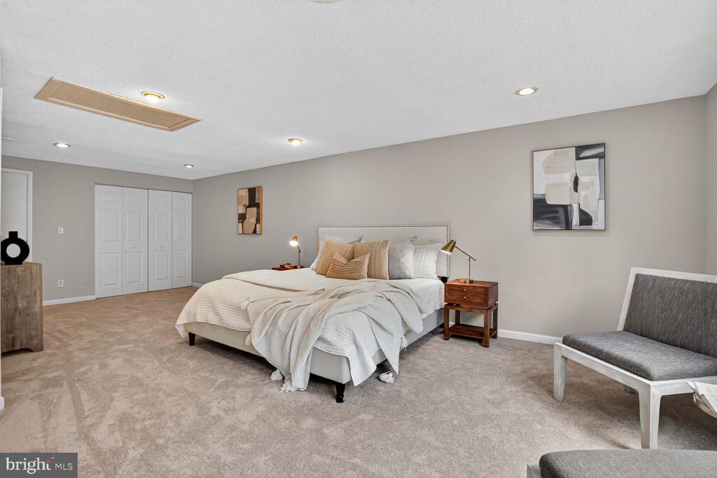 8763 COLD PLAIN COURT