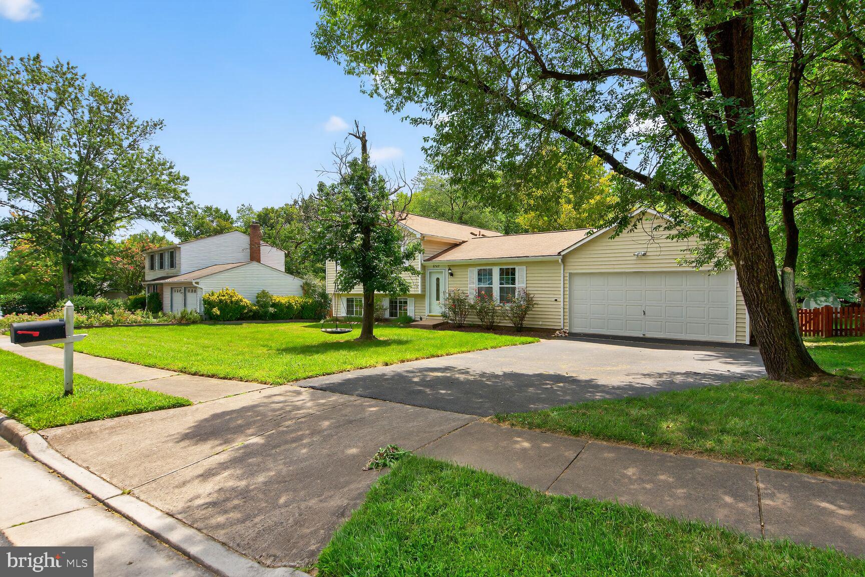 8763 COLD PLAIN COURT