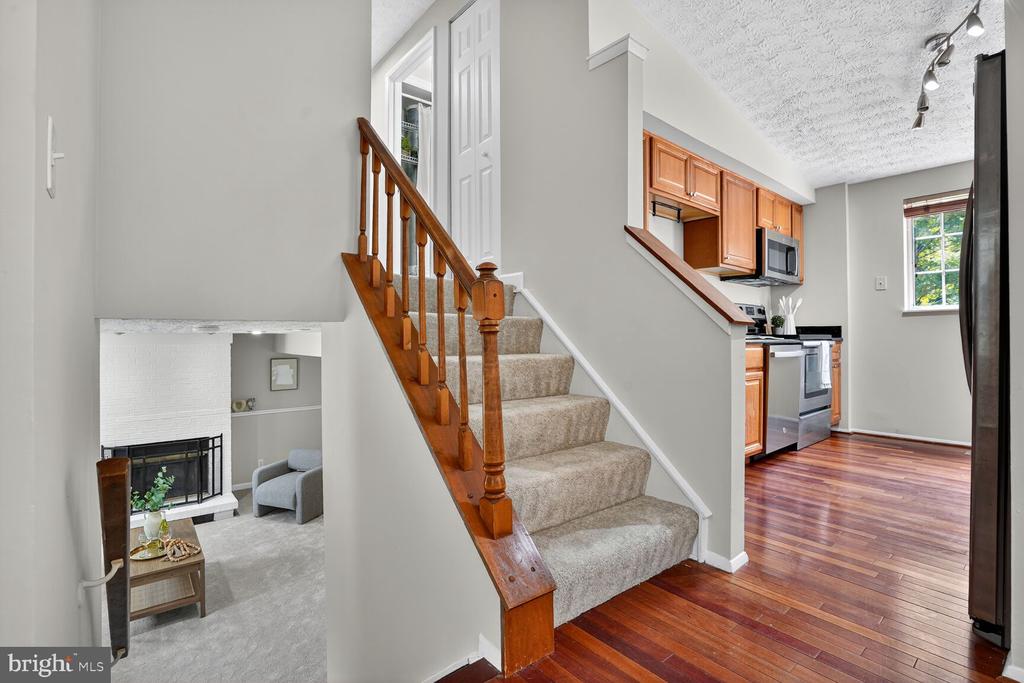 8763 COLD PLAIN COURT