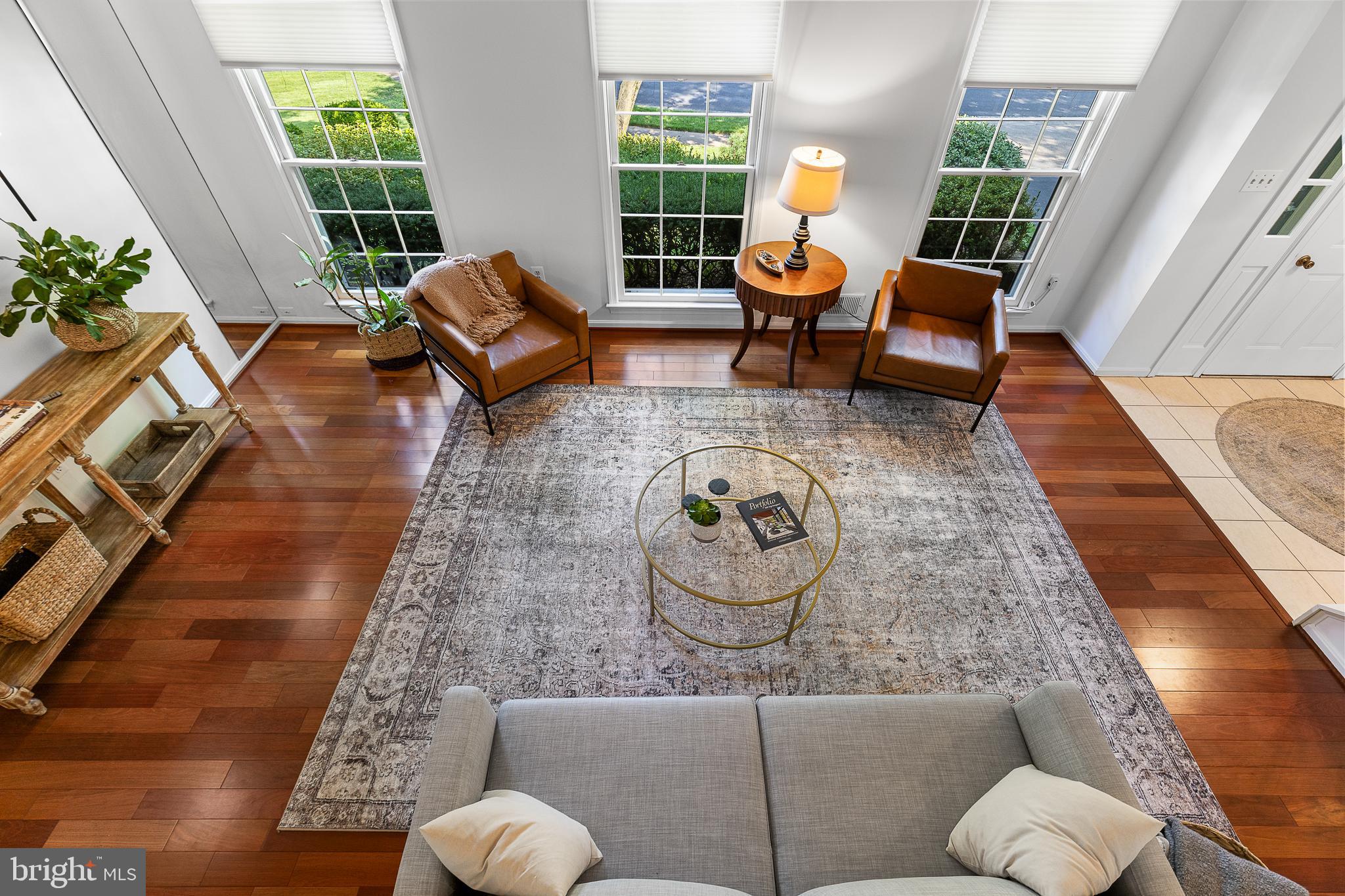 6237 Wilmette Dr