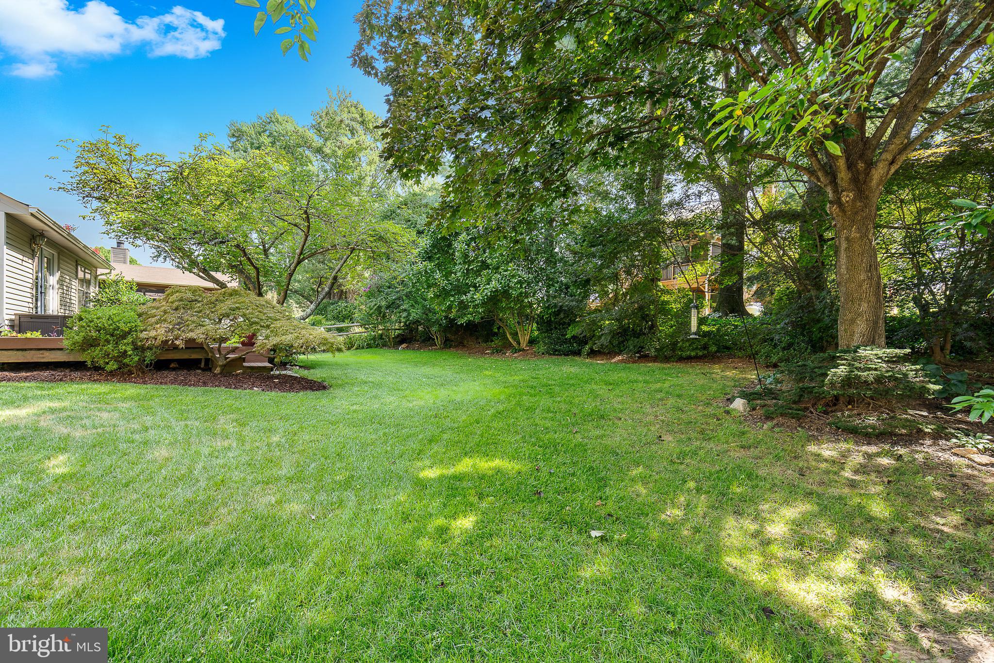6237 Wilmette Dr