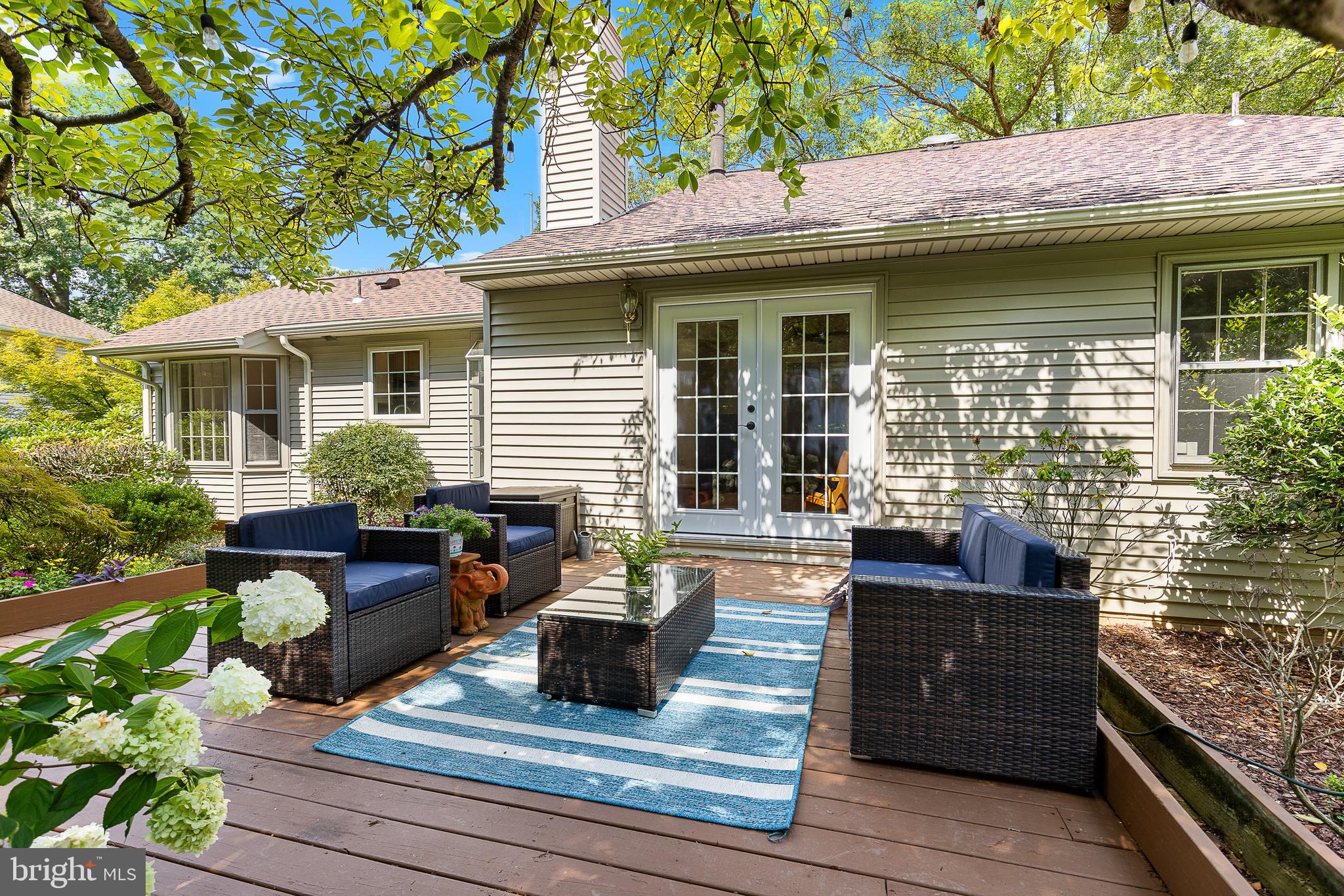 6237 Wilmette Dr