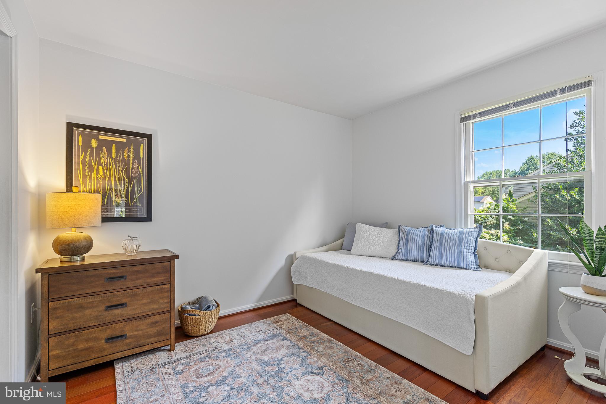 6237 Wilmette Dr