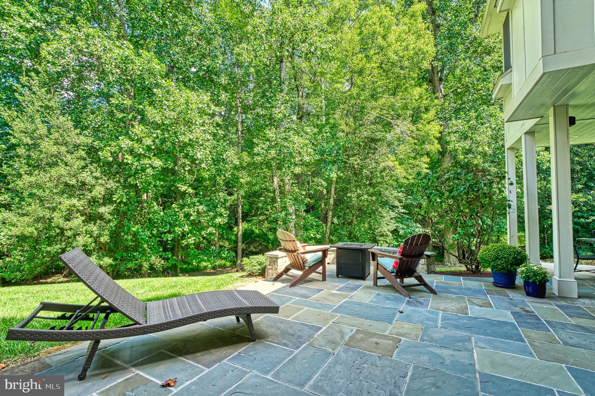 1305 NEWKIRK COURT