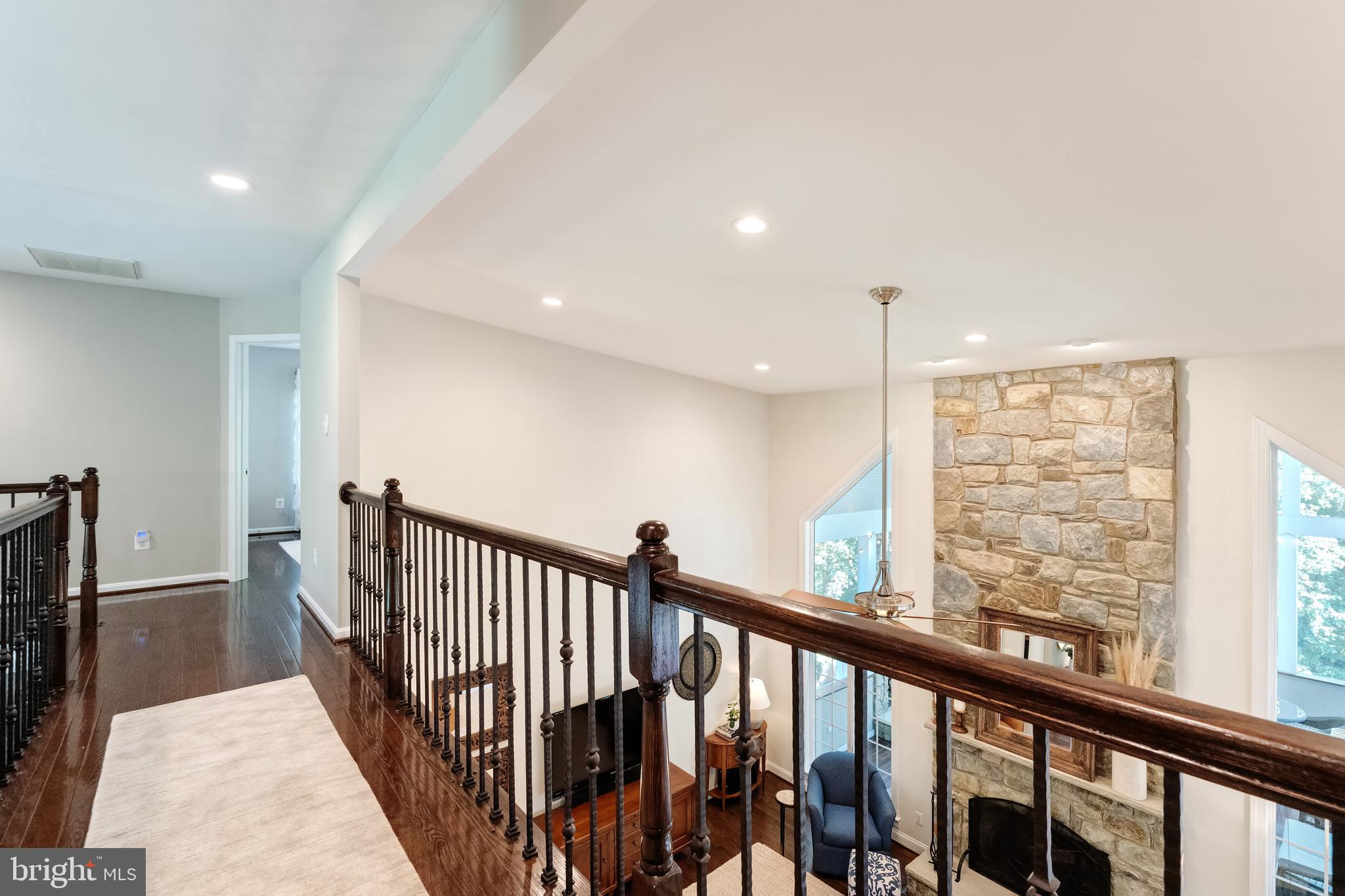 1305 NEWKIRK COURT