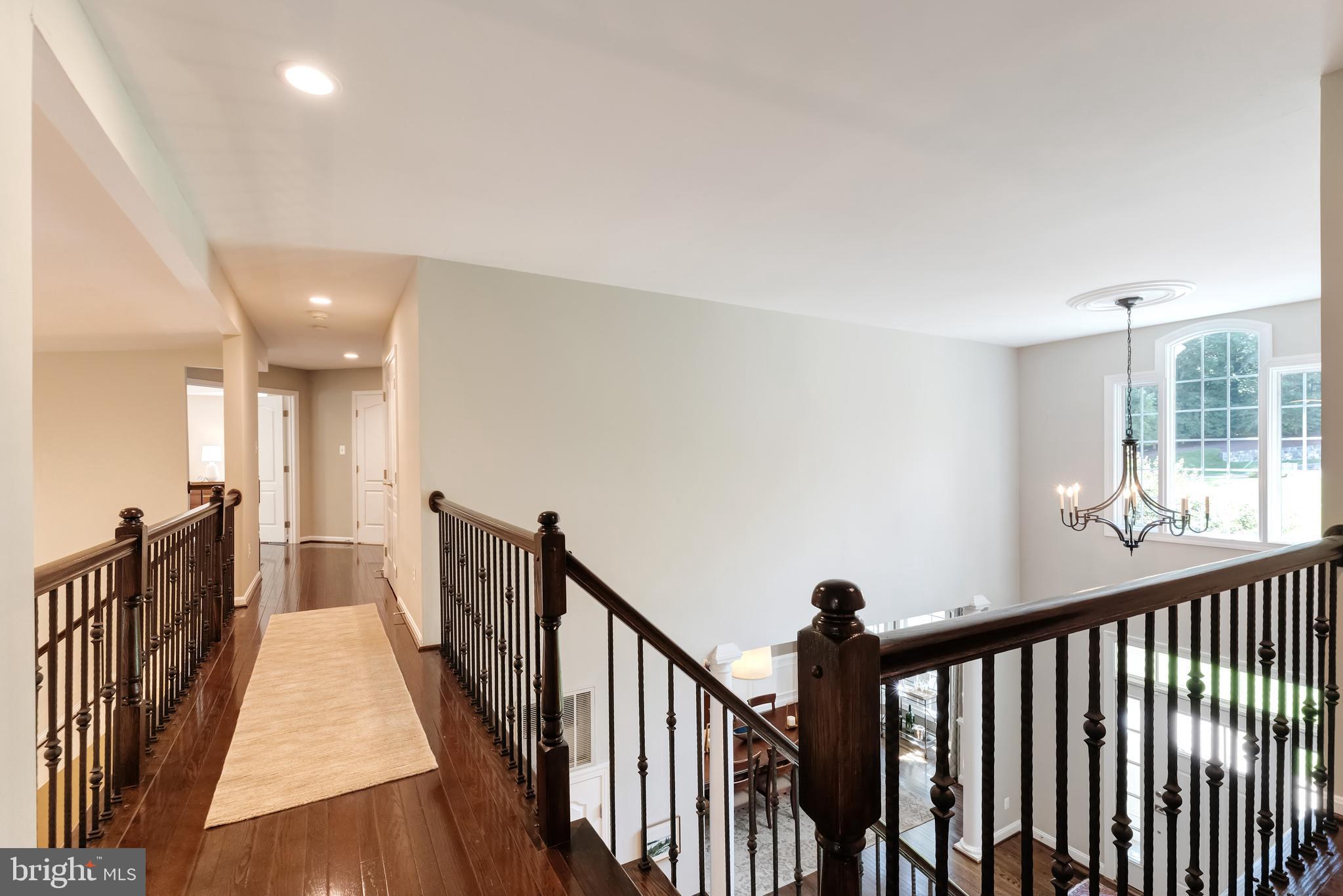 1305 NEWKIRK COURT