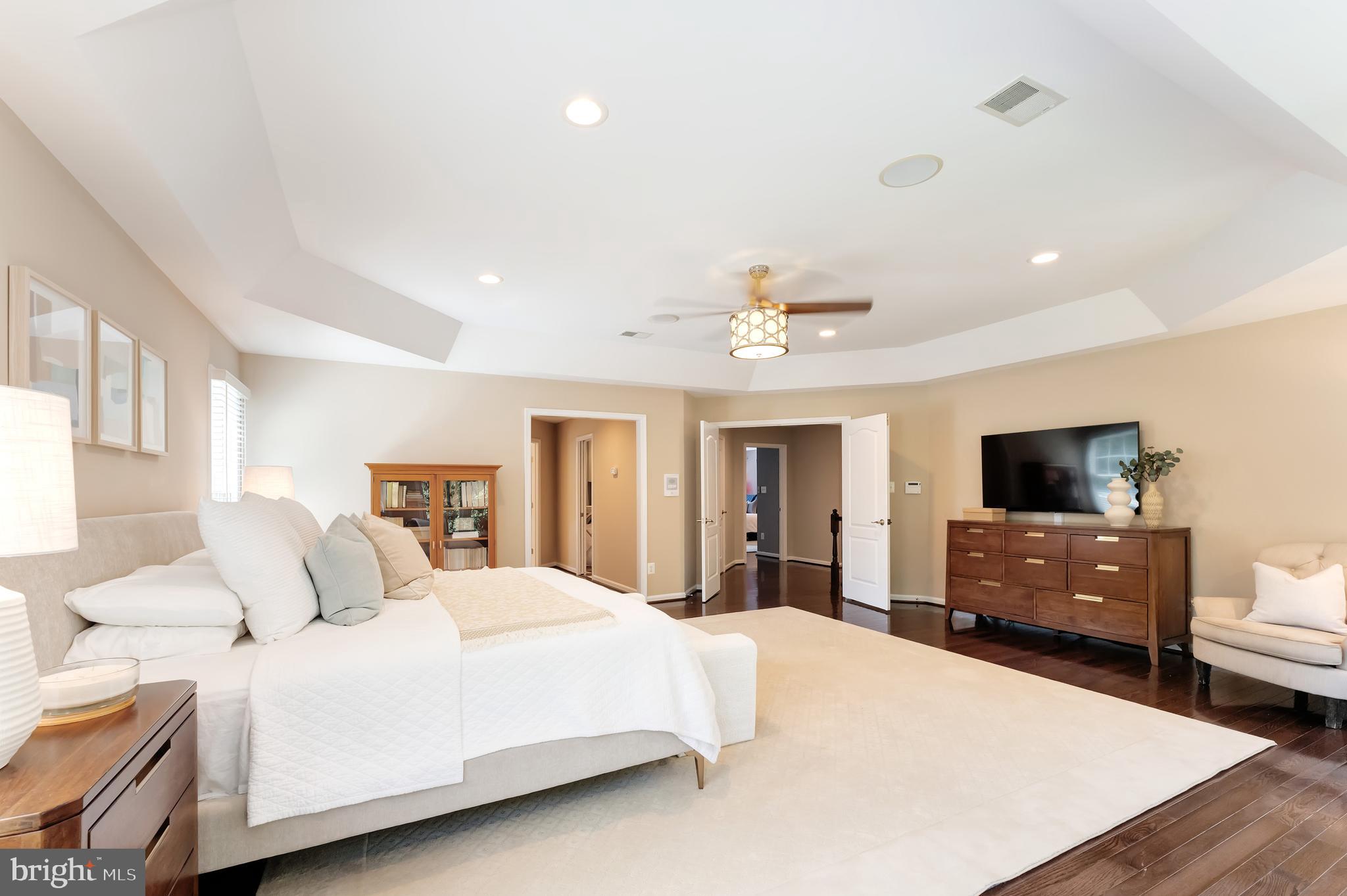 1305 NEWKIRK COURT