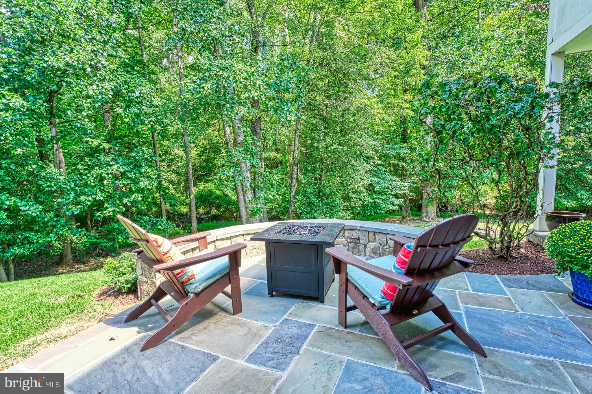 1305 NEWKIRK COURT