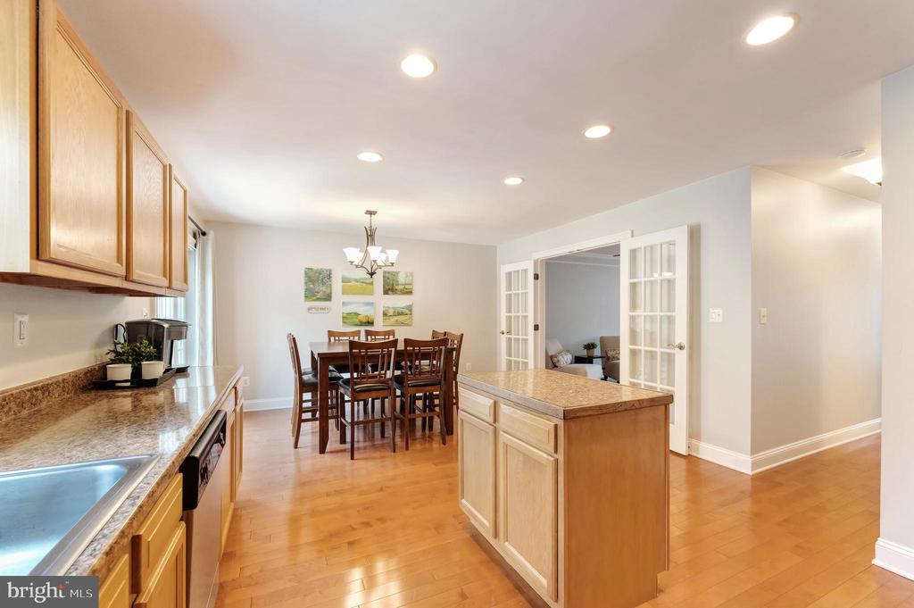 13116 Ashnut Ln