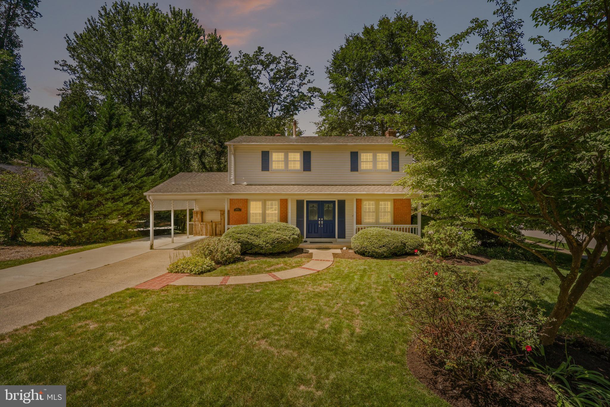 6632 Reynard Dr