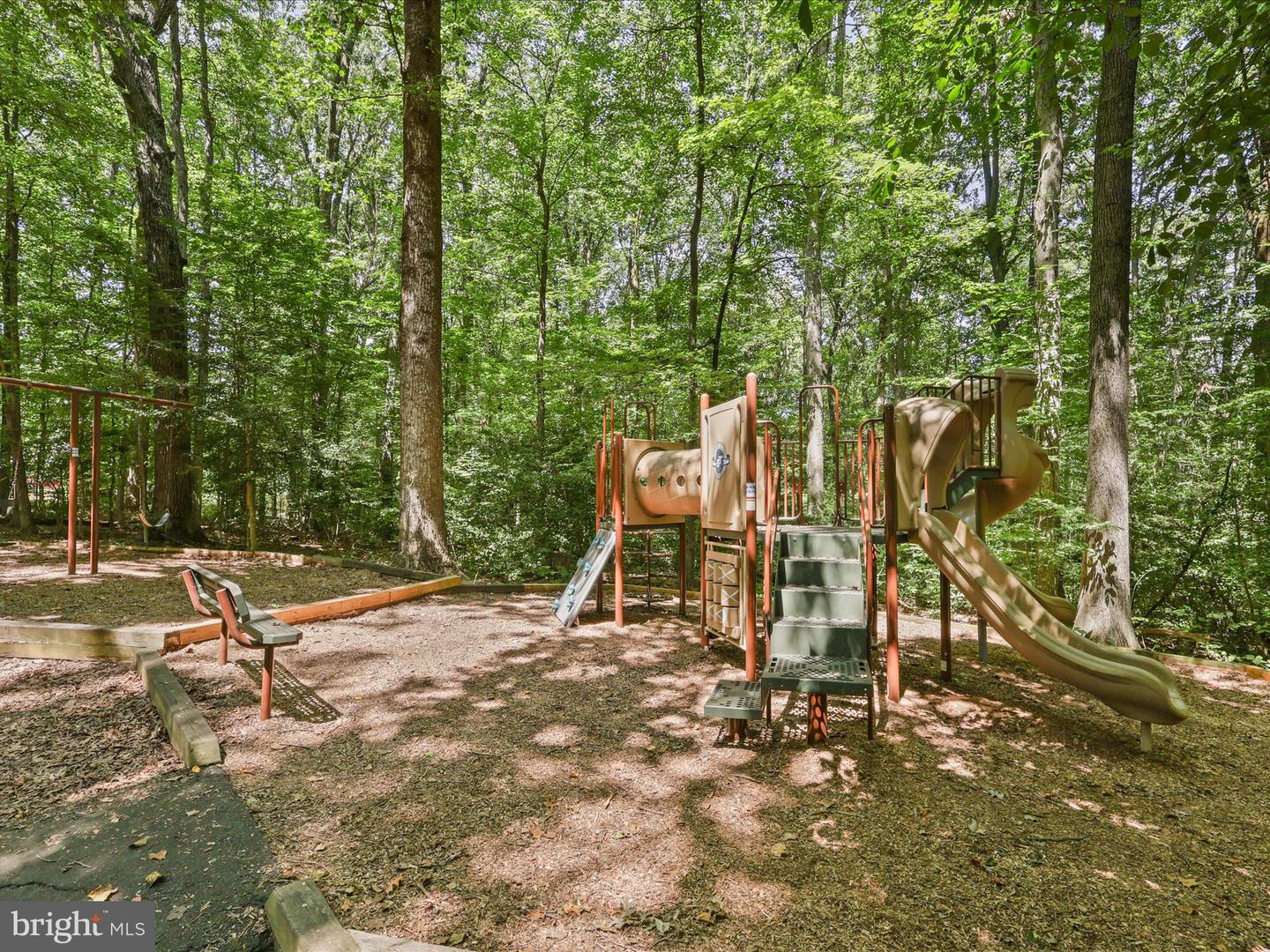 6632 Reynard Dr
