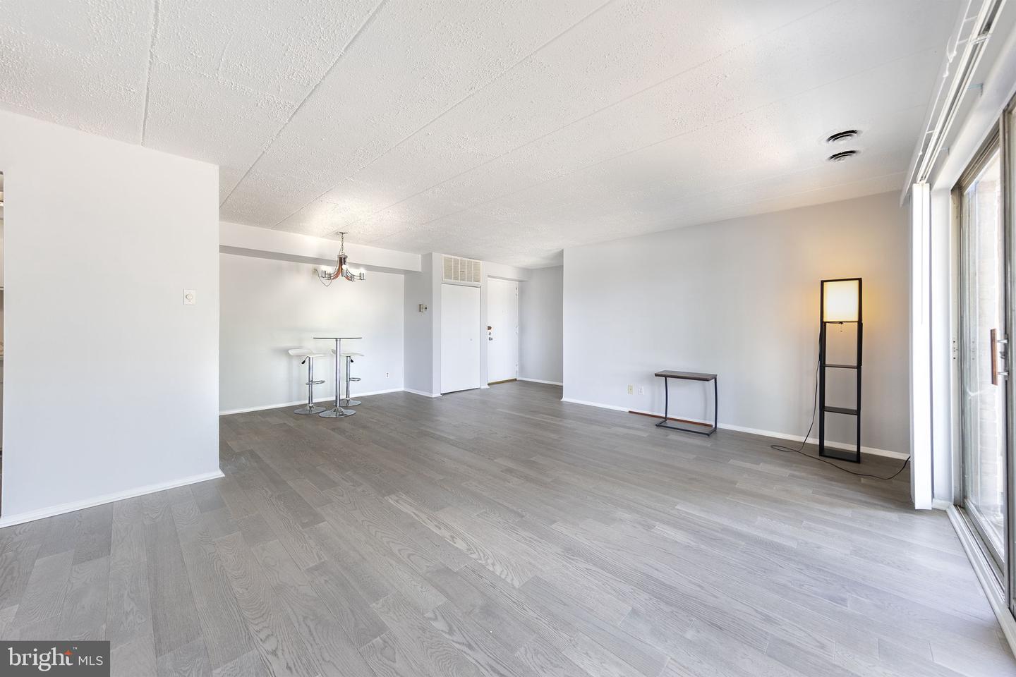 2600 Indian Dr #2b