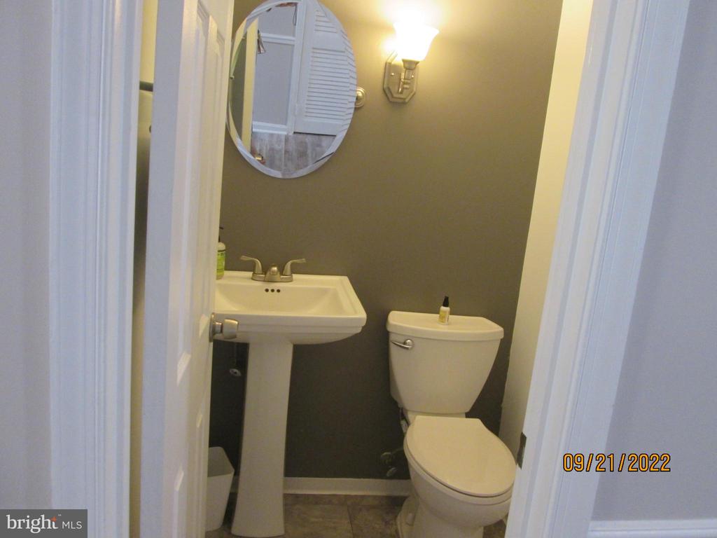 4518 SQUIREDALE SQUARE