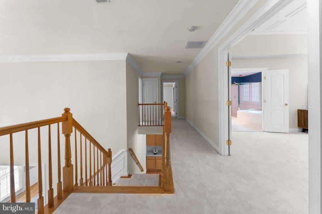3227 FOXVALE DRIVE