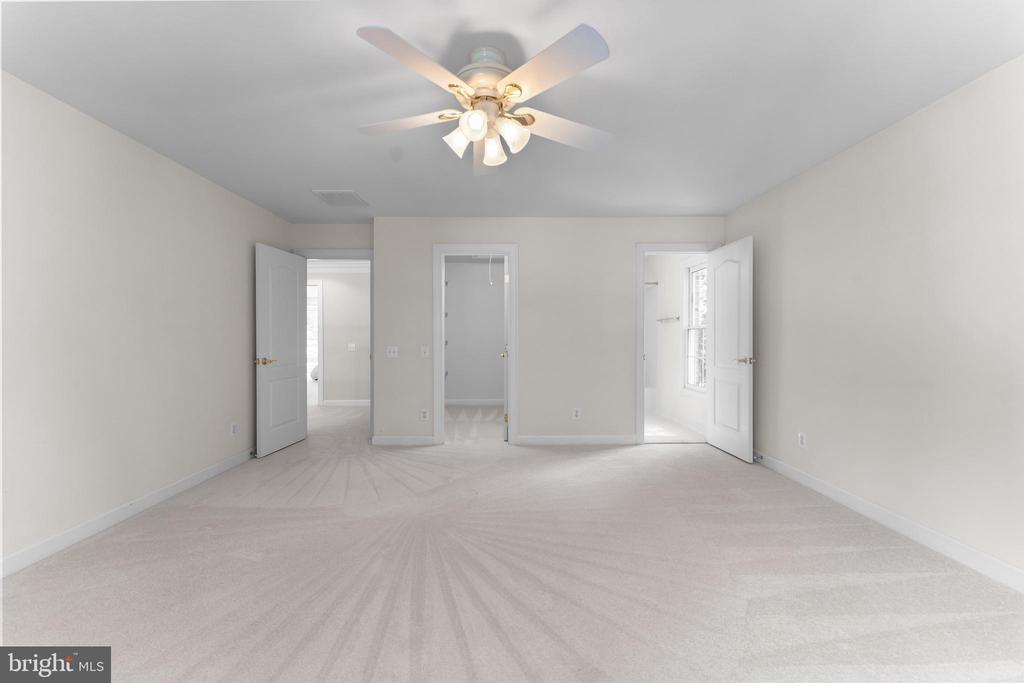 3227 FOXVALE DRIVE