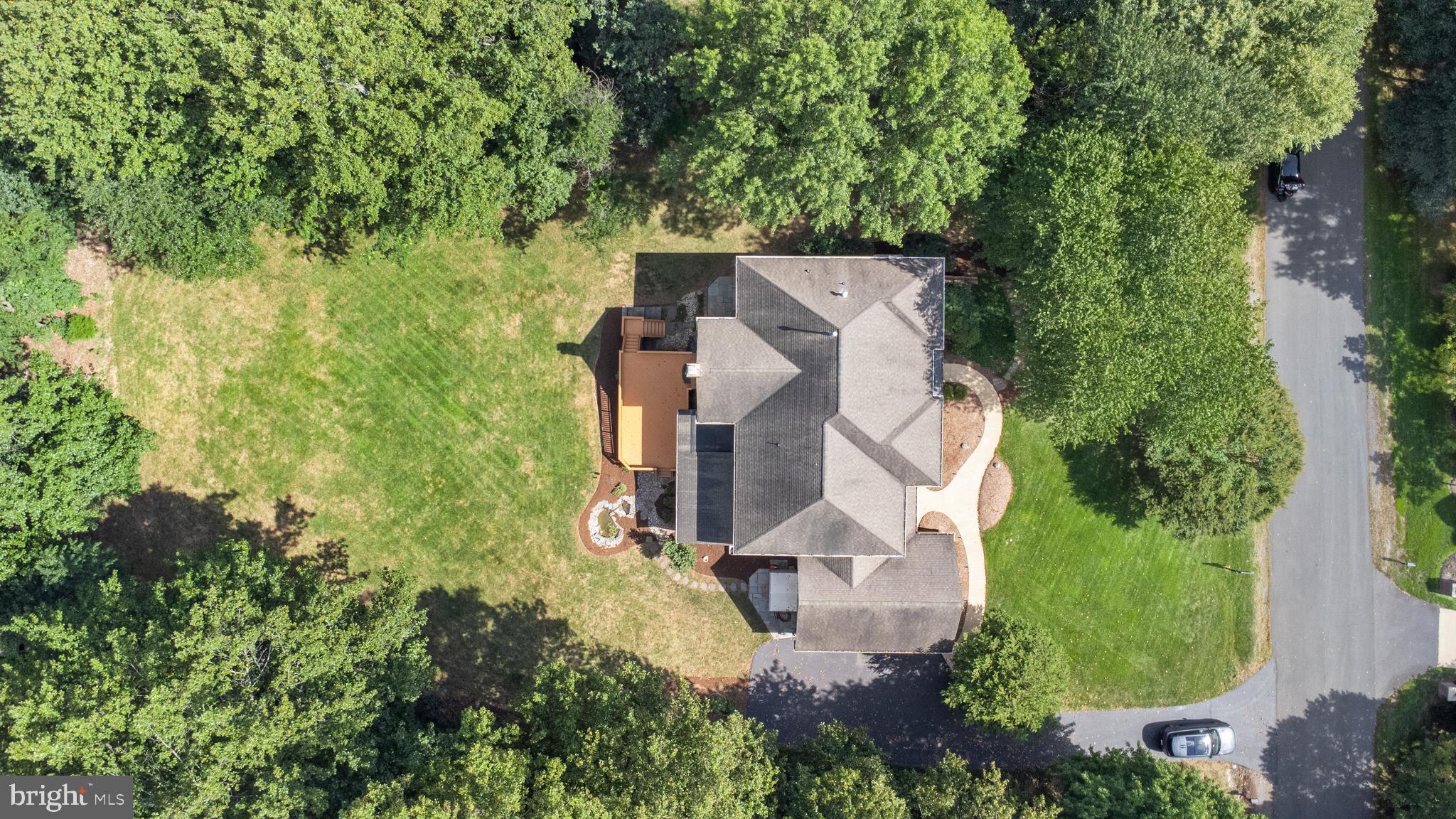 3227 FOXVALE DRIVE
