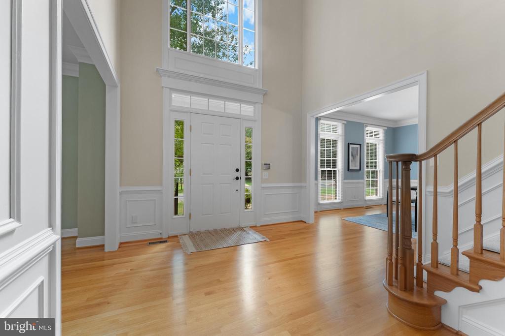 3227 FOXVALE DRIVE