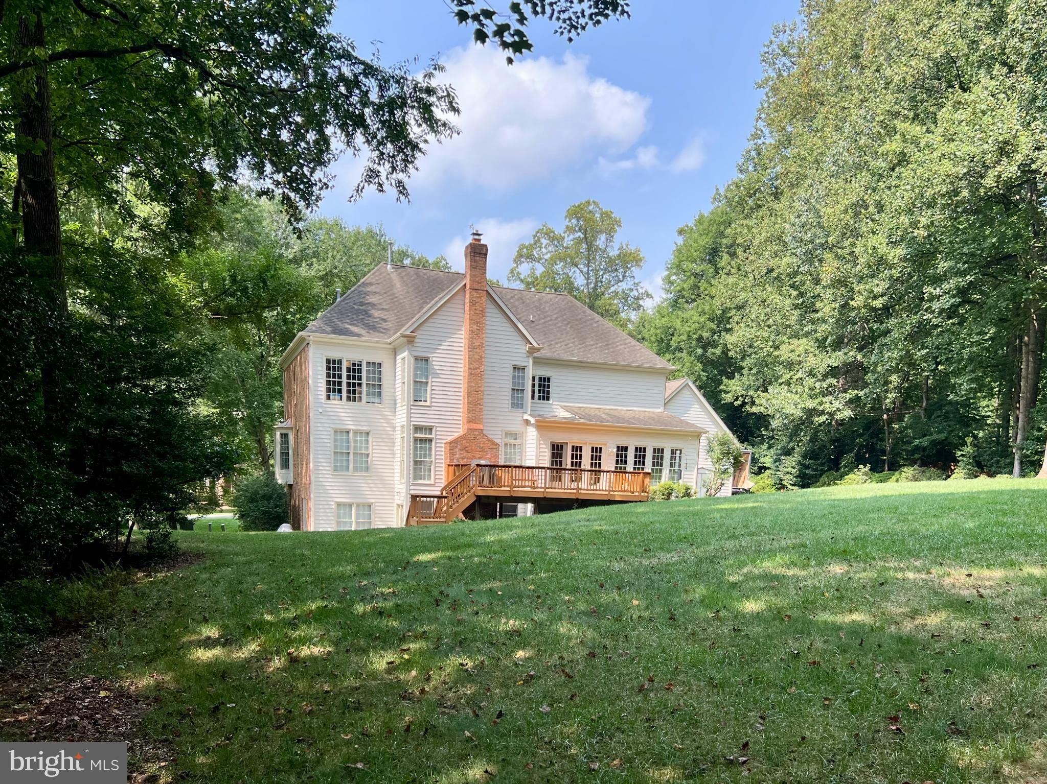 3227 FOXVALE DRIVE