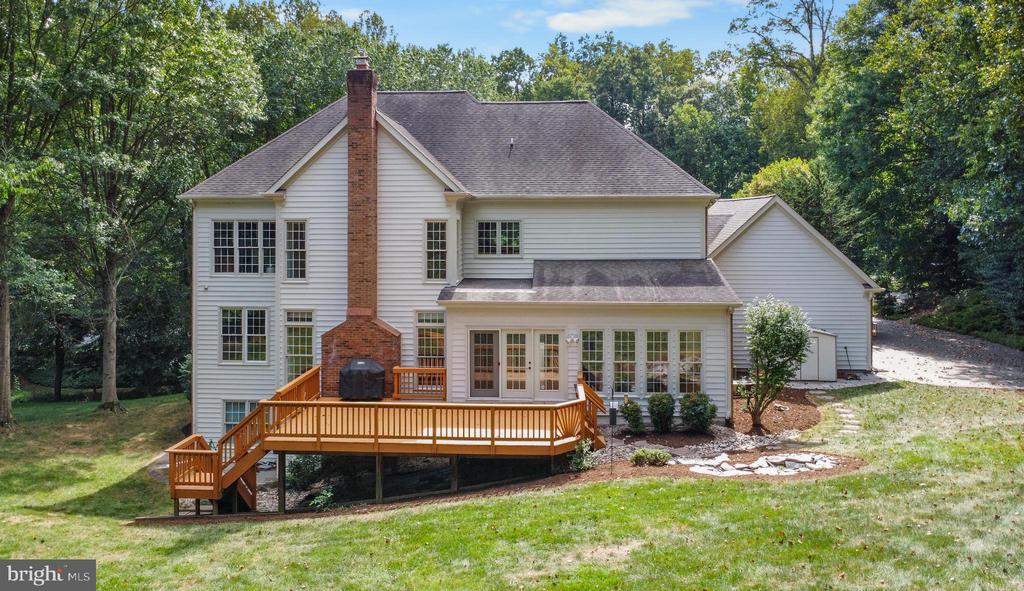 3227 FOXVALE DRIVE