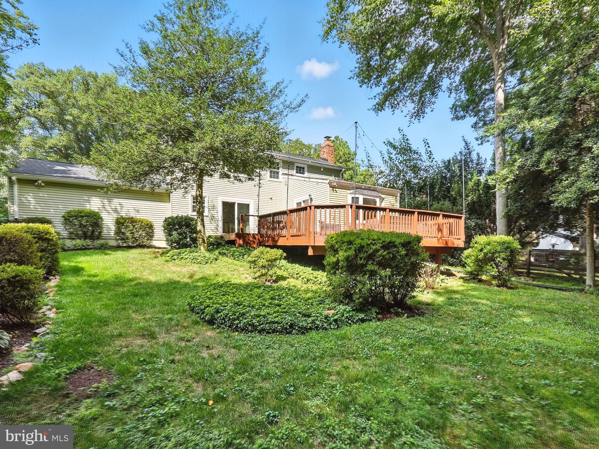 4925 BEXLEY LANE