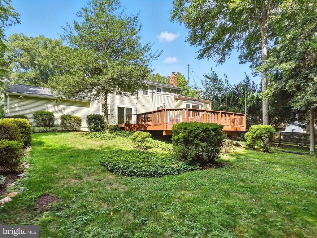 4925 BEXLEY LANE